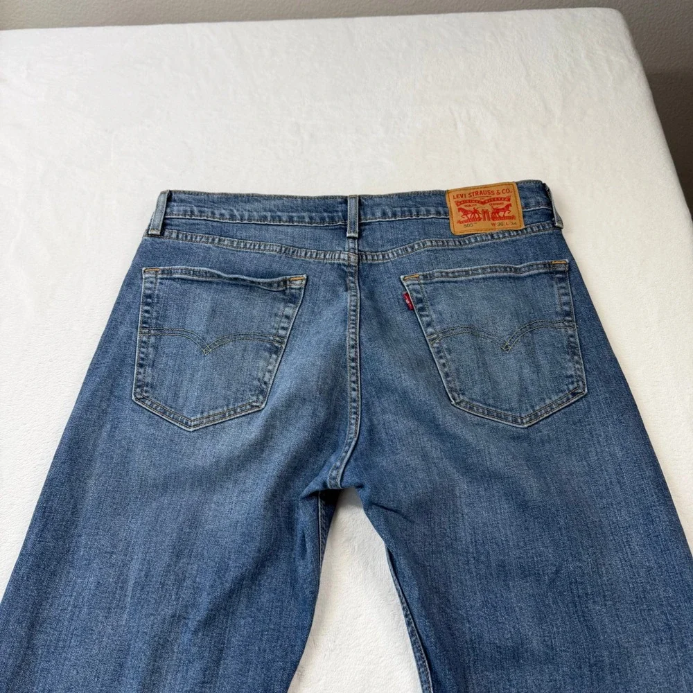 Levi's 505 Regular Fit Jeans Mens 36x34 Blue Good Straight Leg Denim